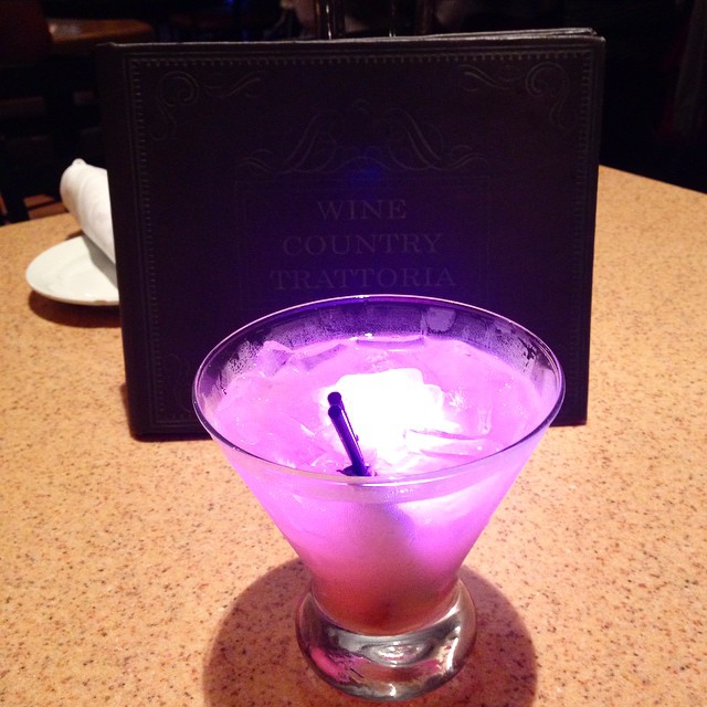 Magical Star Cocktail!  #disneyland #datenight