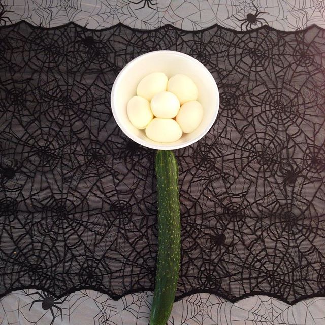 I love how @swayray made these soft boiled #eggs and especially how it looks like a flower.